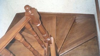 Каталог деревянных лестниц